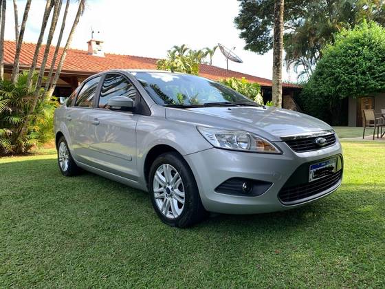 FORD FOCUS 2.0 GLX SEDAN 16V FLEX 4P AUTOMÁTICO